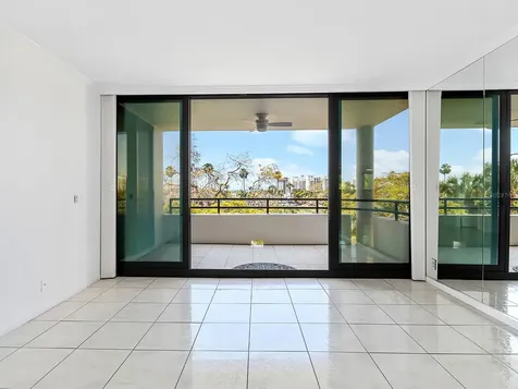 1255 N Gulfstream Avenue Sarasota FL 34236