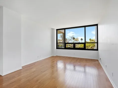 1255 N Gulfstream Avenue Sarasota FL 34236