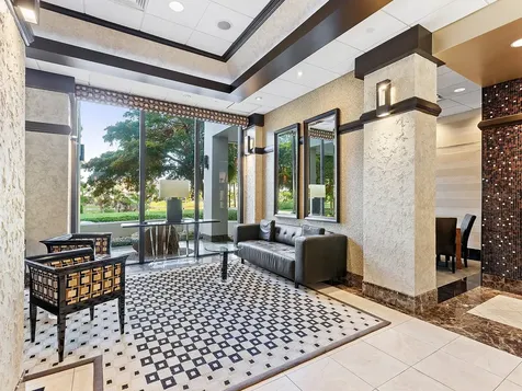 1255 N Gulfstream Avenue Sarasota FL 34236