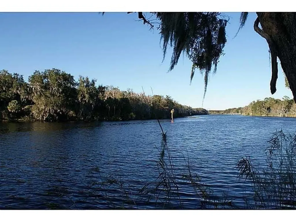 205 Sher Lane Debary FL 32713