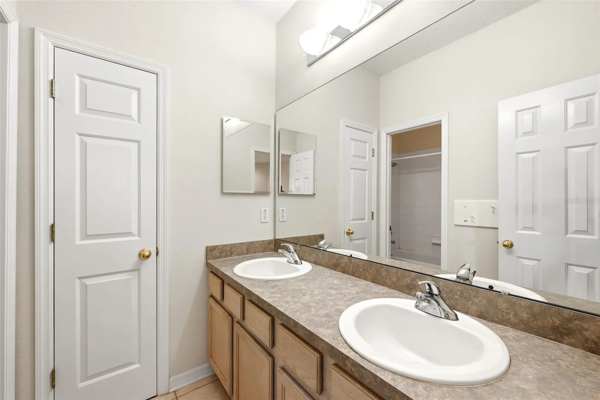 1110 Rush Court Kissimmee FL 34747