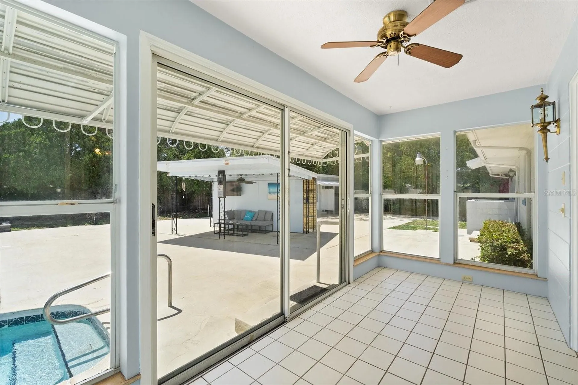 2906 E Grant Avenue Orlando FL 32806