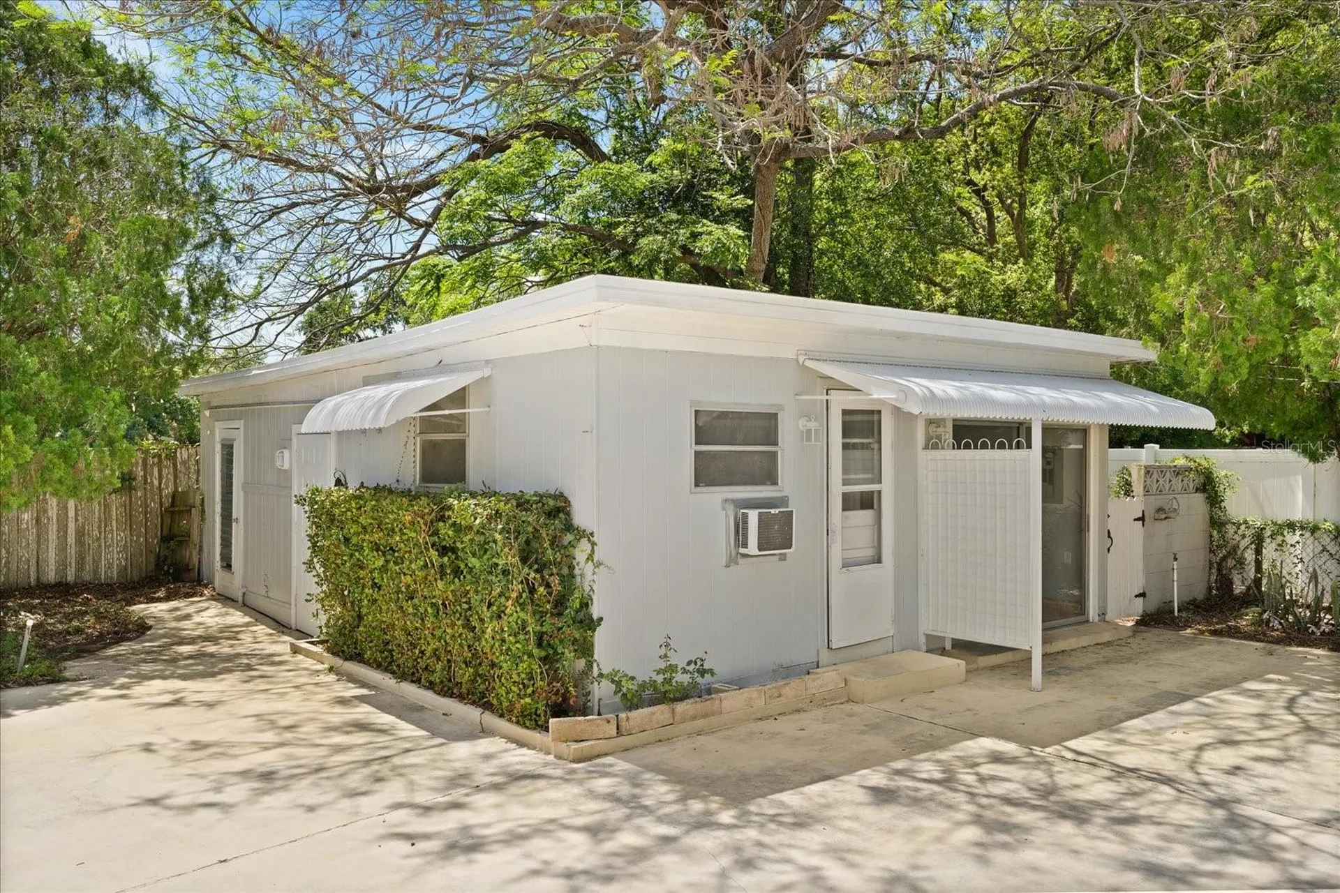 2906 E Grant Avenue Orlando FL 32806