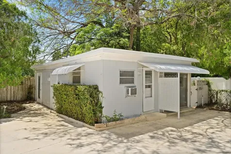 2906 E Grant Avenue Orlando FL 32806