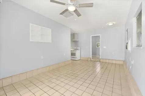 2906 E Grant Avenue Orlando FL 32806