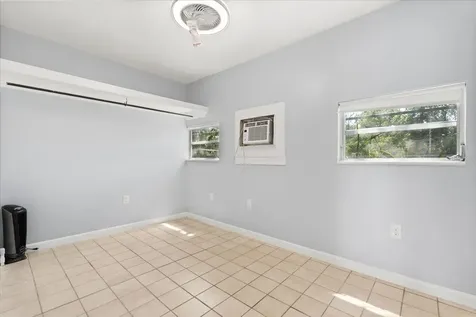 2906 E Grant Avenue Orlando FL 32806