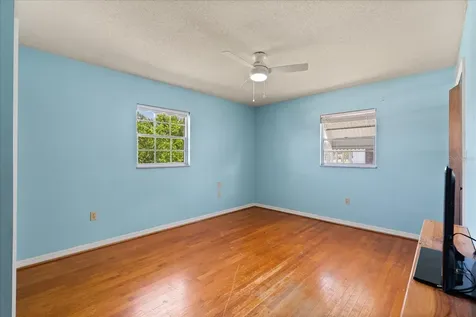 2906 E Grant Avenue Orlando FL 32806