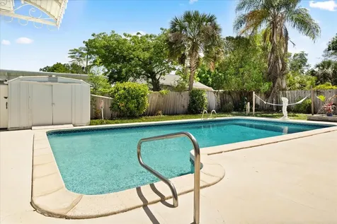 2906 E Grant Avenue Orlando FL 32806