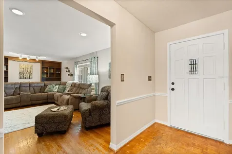 2906 E Grant Avenue Orlando FL 32806