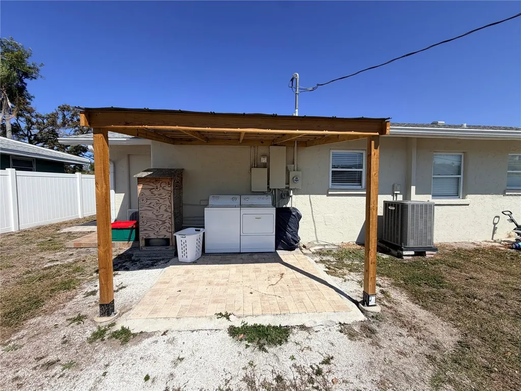 2216 Webber Street Sarasota FL 34239