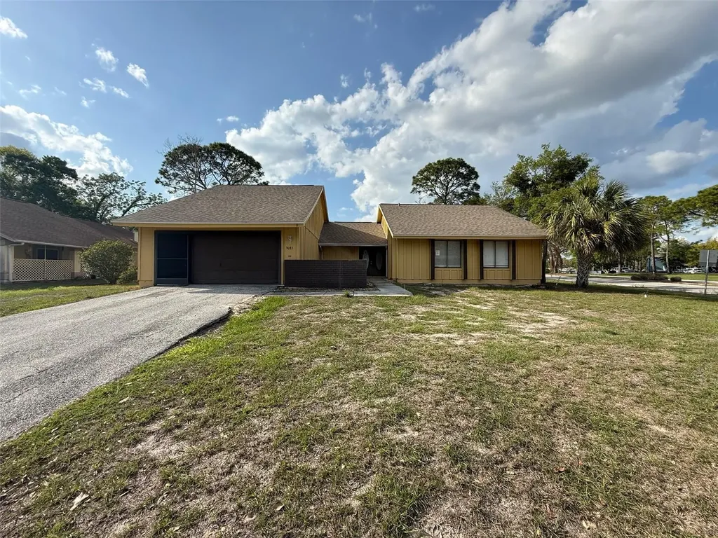 9085 Heather Boulevard Weeki Wachee FL 34613