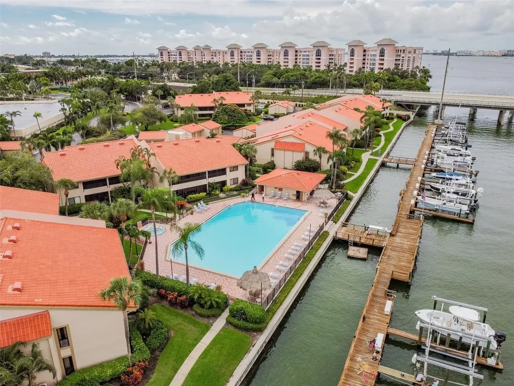 4800 Brittany Drive S St Petersburg FL 33715