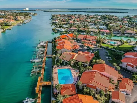 4800 Brittany Drive S St Petersburg FL 33715