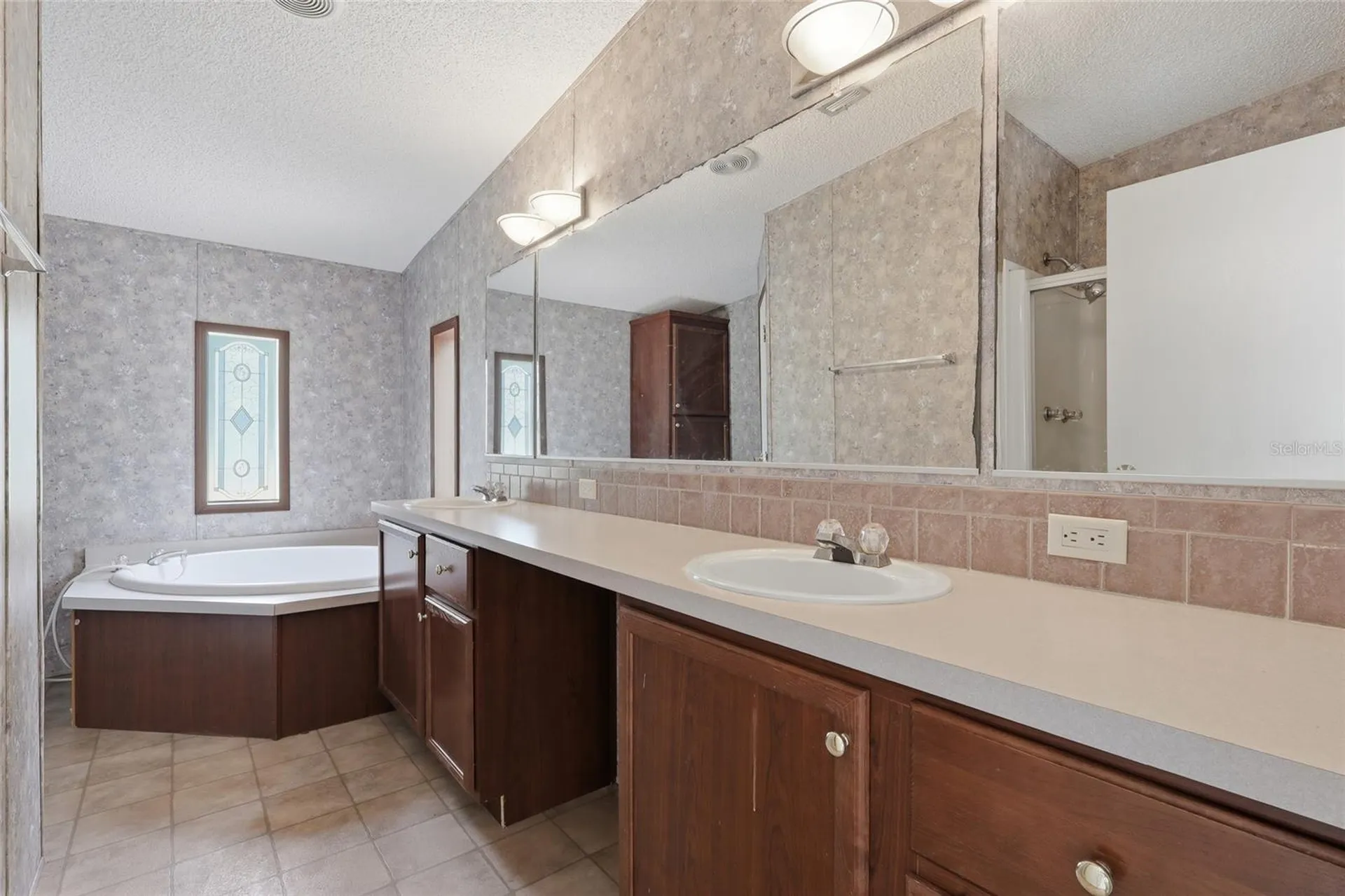7140 Elwood Road Zephyrhills FL 33540