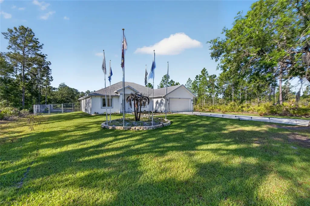 2851 Palm Avenue Indian Lake Estates FL 33855