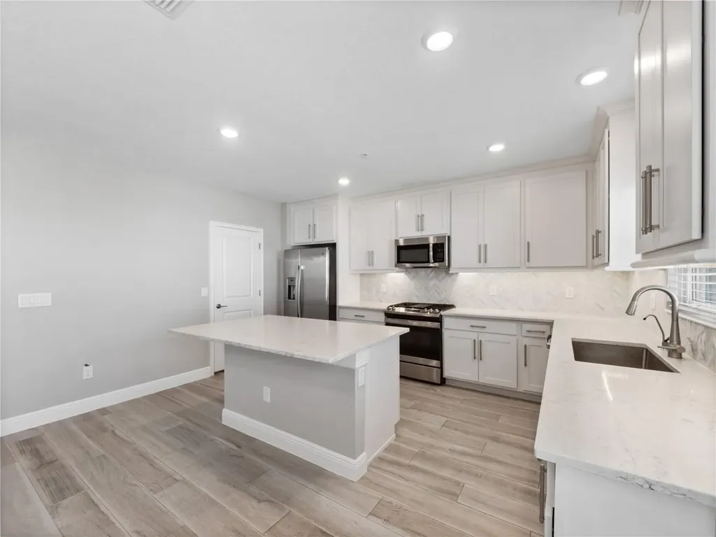 5351 Bridge Street Tampa FL 33611