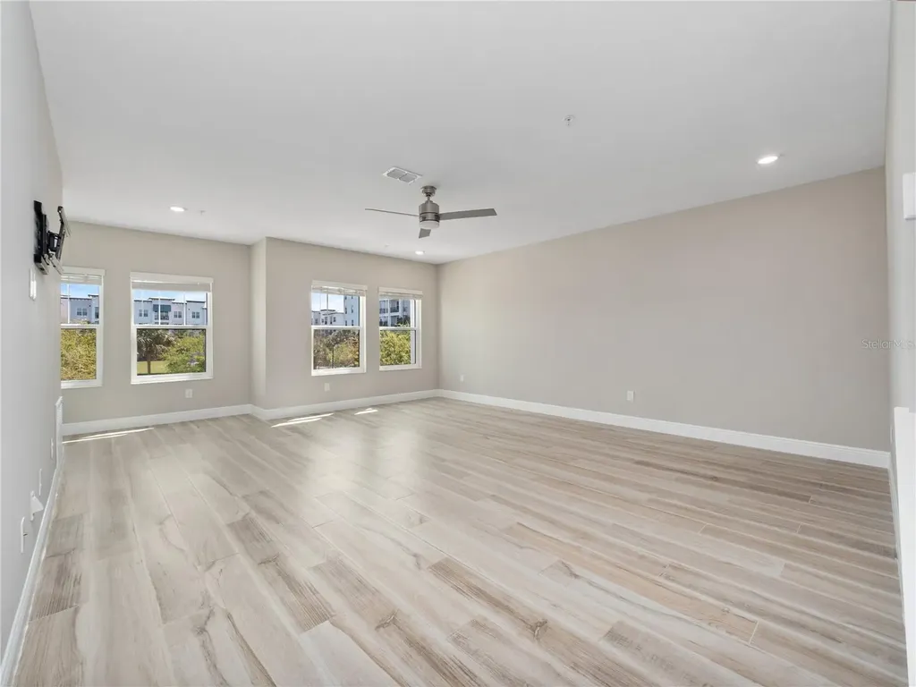 5351 Bridge Street Tampa FL 33611
