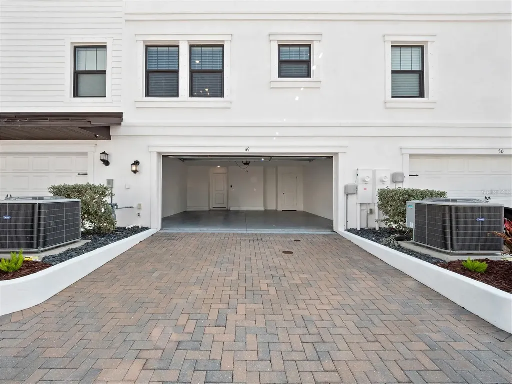 5351 Bridge Street Tampa FL 33611