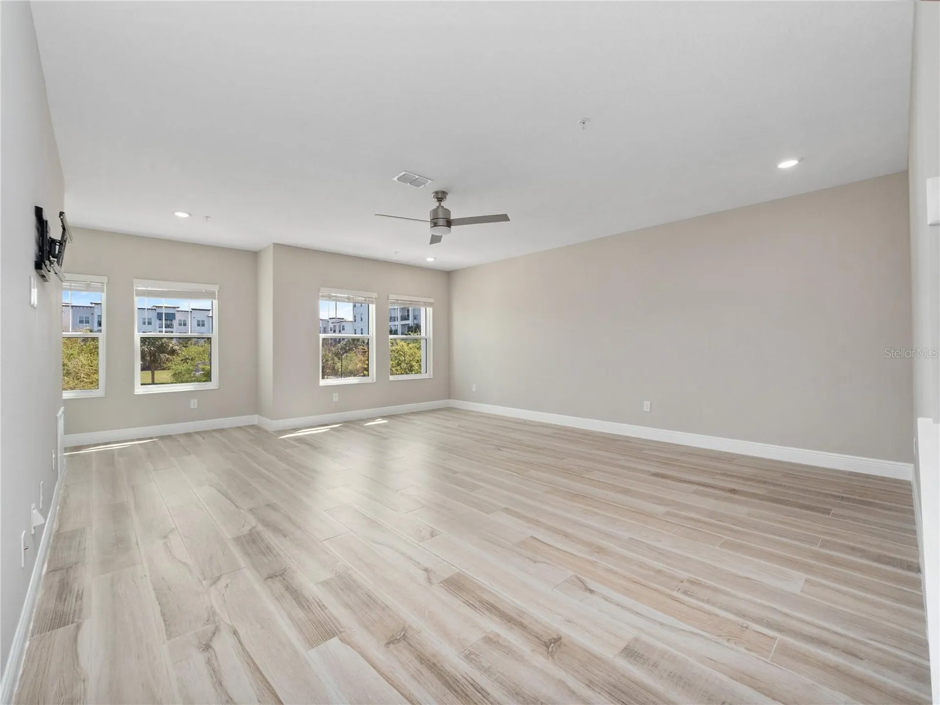 5351 Bridge Street Tampa FL 33611