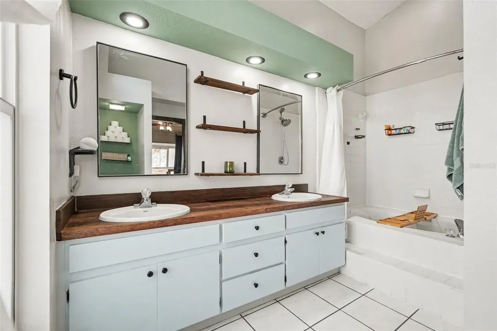 1144 Hardwood Drive Valrico FL 33596