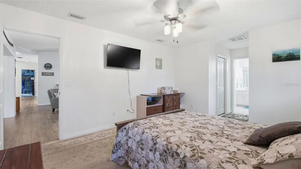 12435 S Canna Point Floral City FL 34436