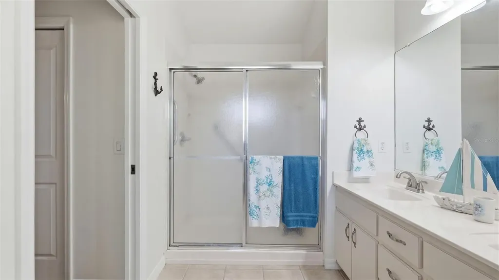 12435 S Canna Point Floral City FL 34436
