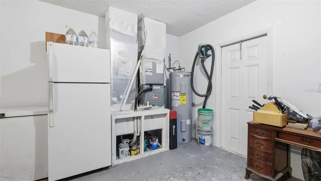 12435 S Canna Point Floral City FL 34436