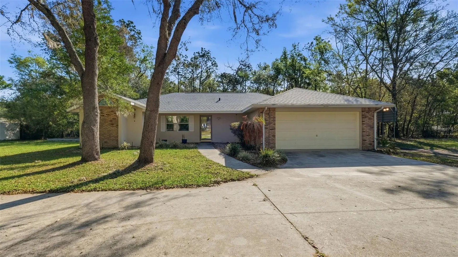 12435 S Canna Point Floral City FL 34436