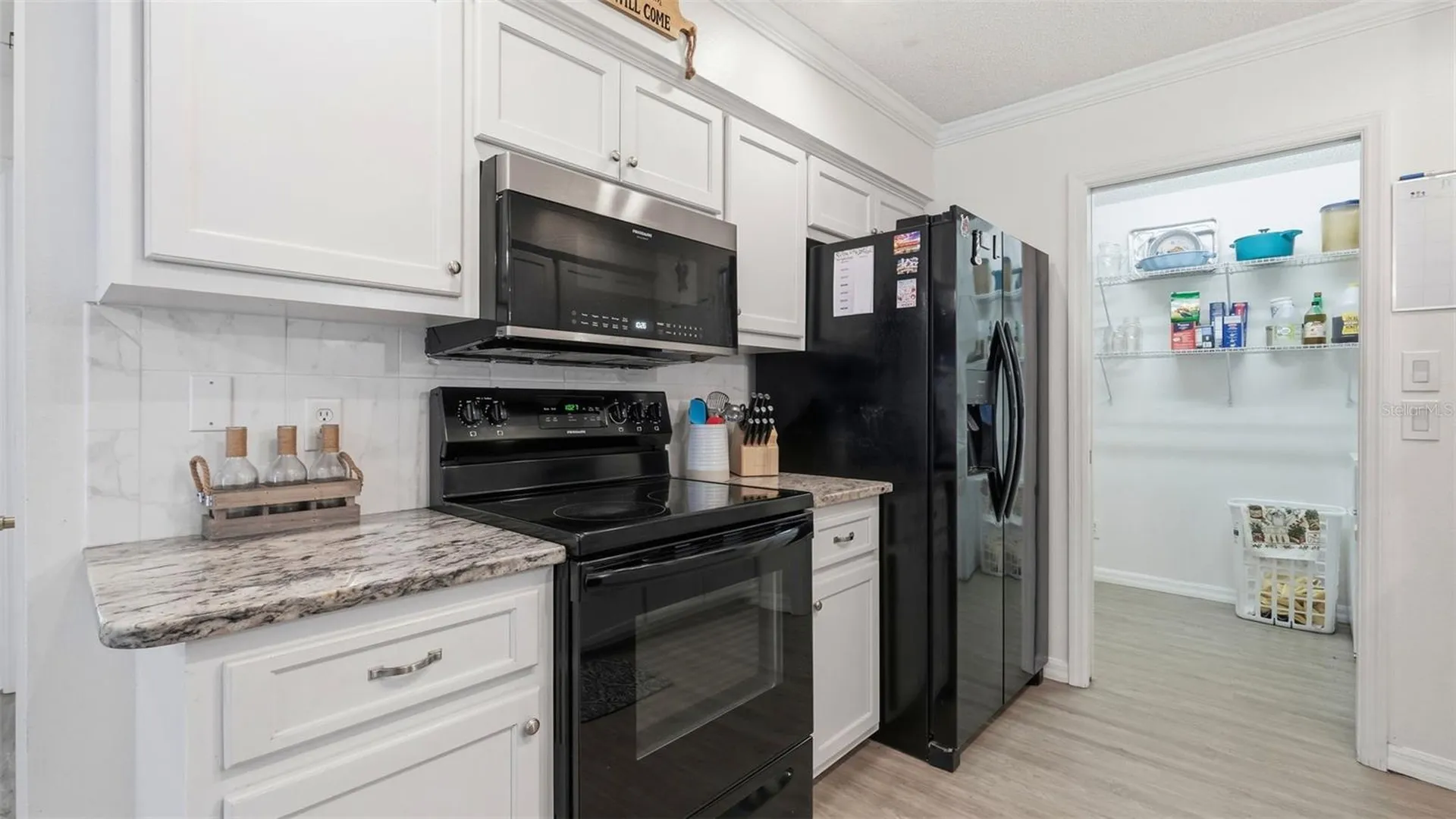 12435 S Canna Point Floral City FL 34436