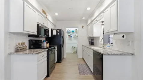 12435 S Canna Point Floral City FL 34436