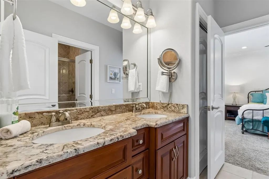 6233 Bayshore Boulevard Tampa FL 33611