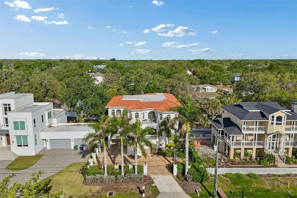6233 Bayshore Boulevard Tampa FL 33611