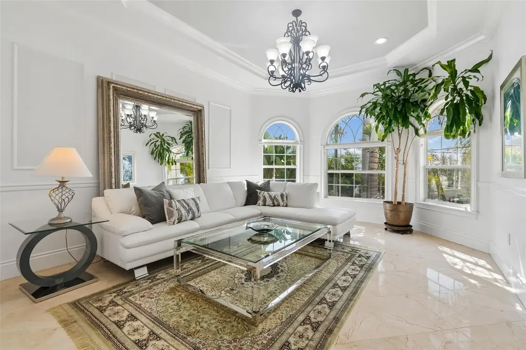 6233 Bayshore Boulevard Tampa FL 33611