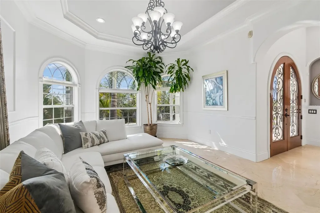 6233 Bayshore Boulevard Tampa FL 33611