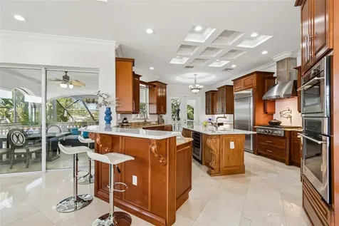 6233 Bayshore Boulevard Tampa FL 33611