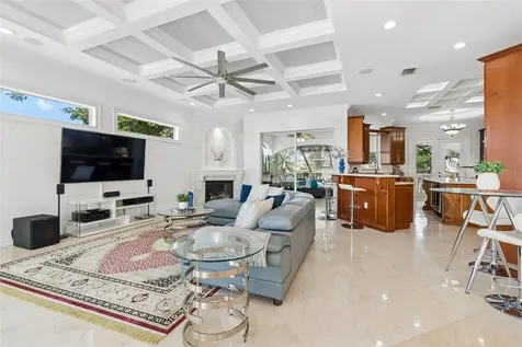 6233 Bayshore Boulevard Tampa FL 33611