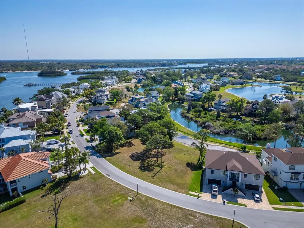 N Pointe Alexis Drive Tarpon Springs FL 34689