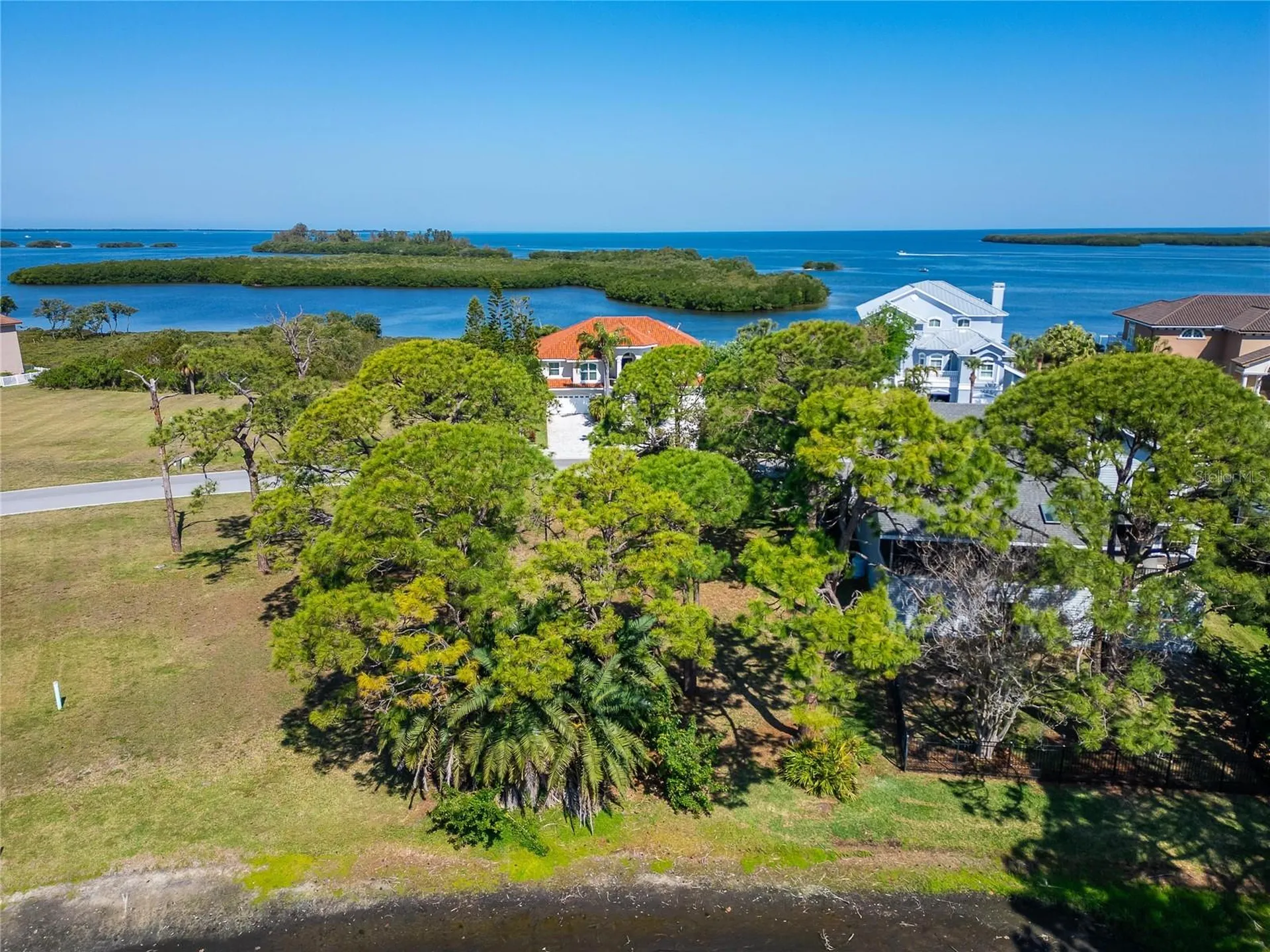 N Pointe Alexis Drive Tarpon Springs FL 34689