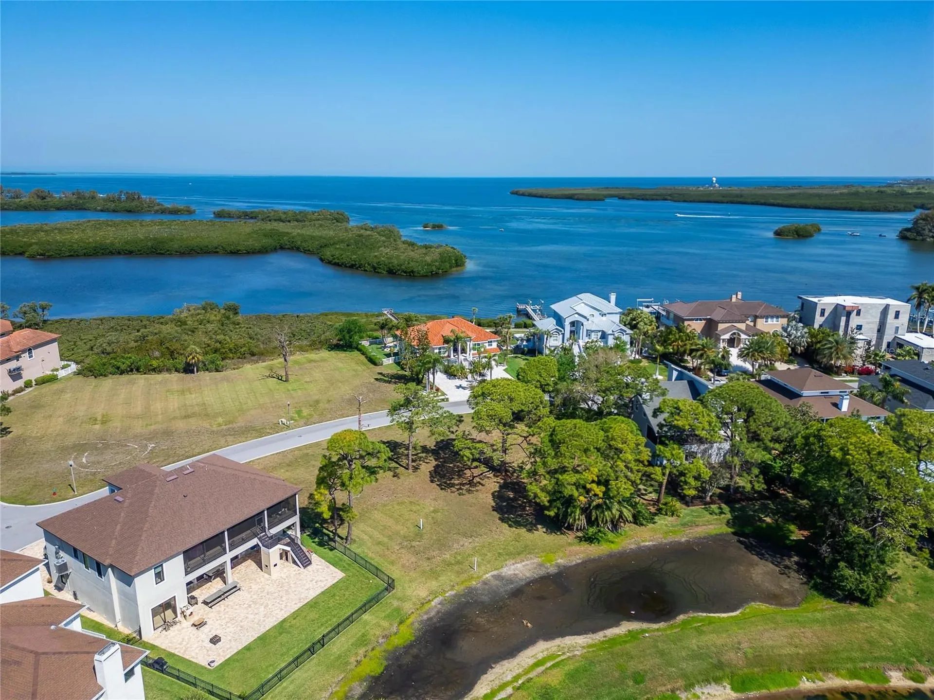 N Pointe Alexis Drive Tarpon Springs FL 34689