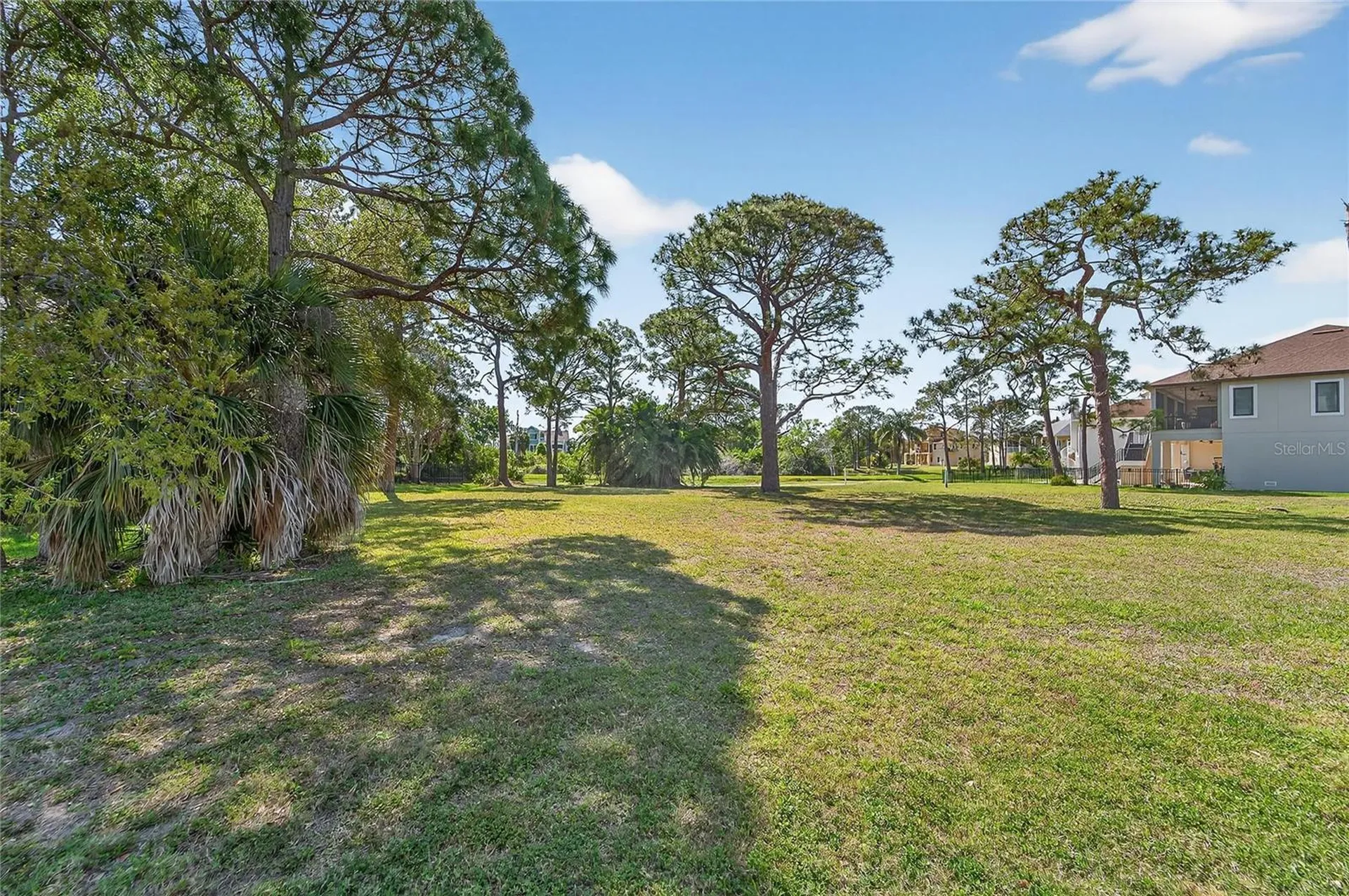 N Pointe Alexis Drive Tarpon Springs FL 34689