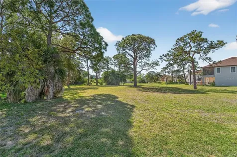 N Pointe Alexis Drive Tarpon Springs FL 34689