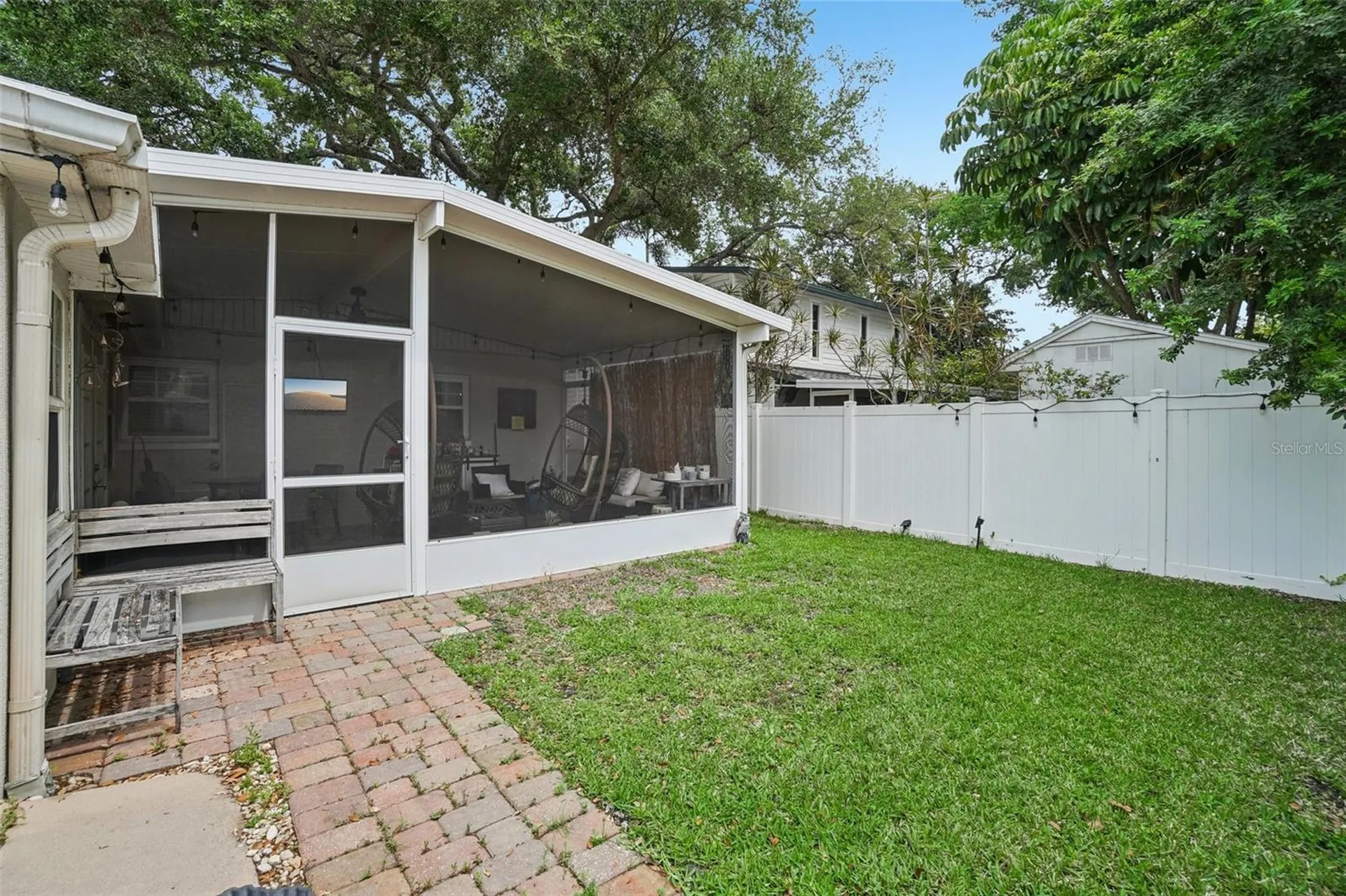 3218 W Oakellar Avenue Tampa FL 33611
