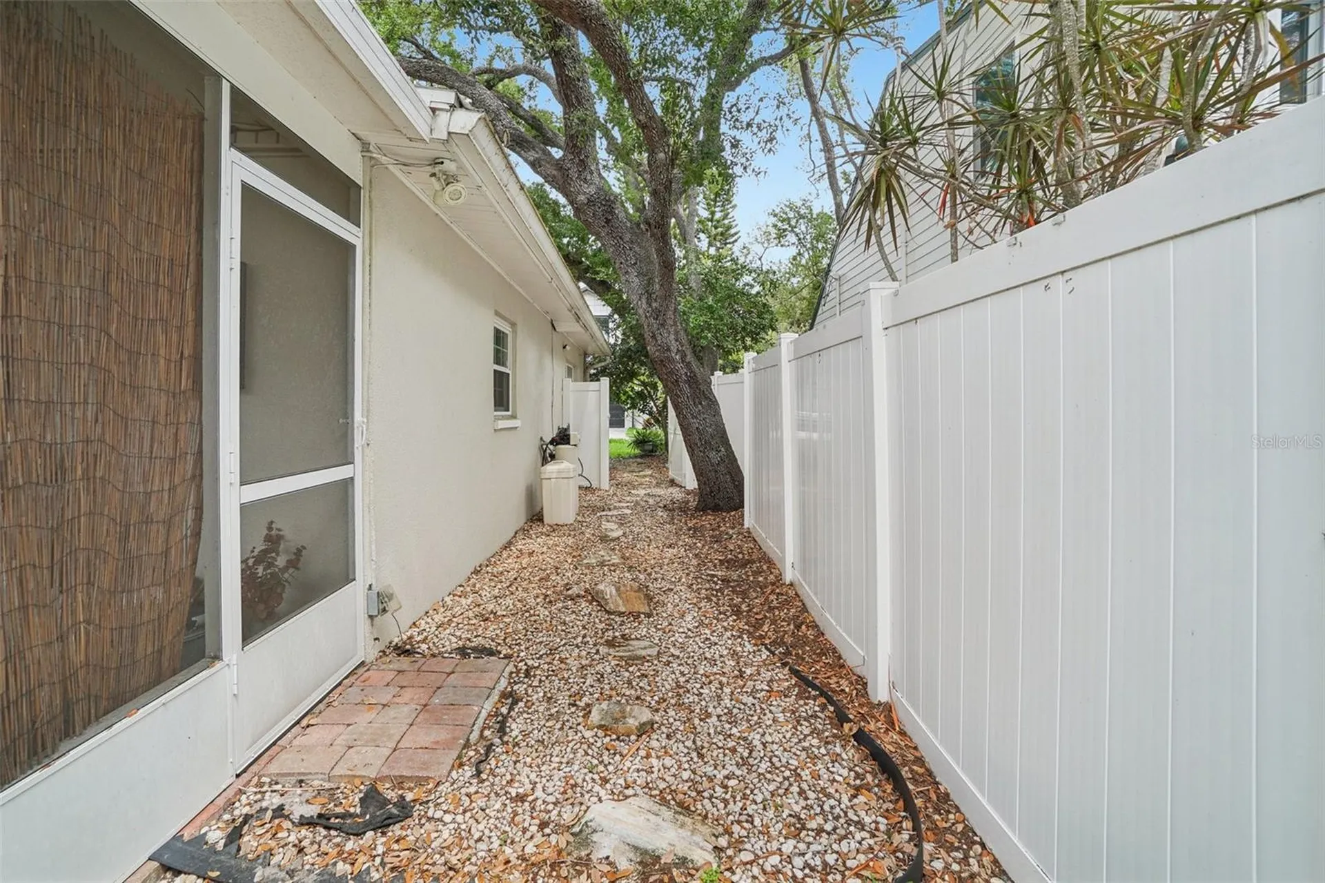 3218 W Oakellar Avenue Tampa FL 33611
