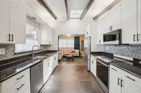 3218 W Oakellar Avenue Tampa FL 33611