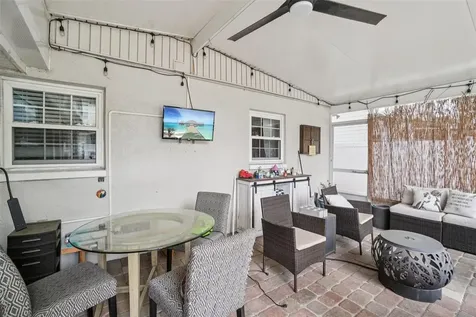 3218 W Oakellar Avenue Tampa FL 33611
