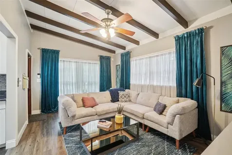 3218 W Oakellar Avenue Tampa FL 33611