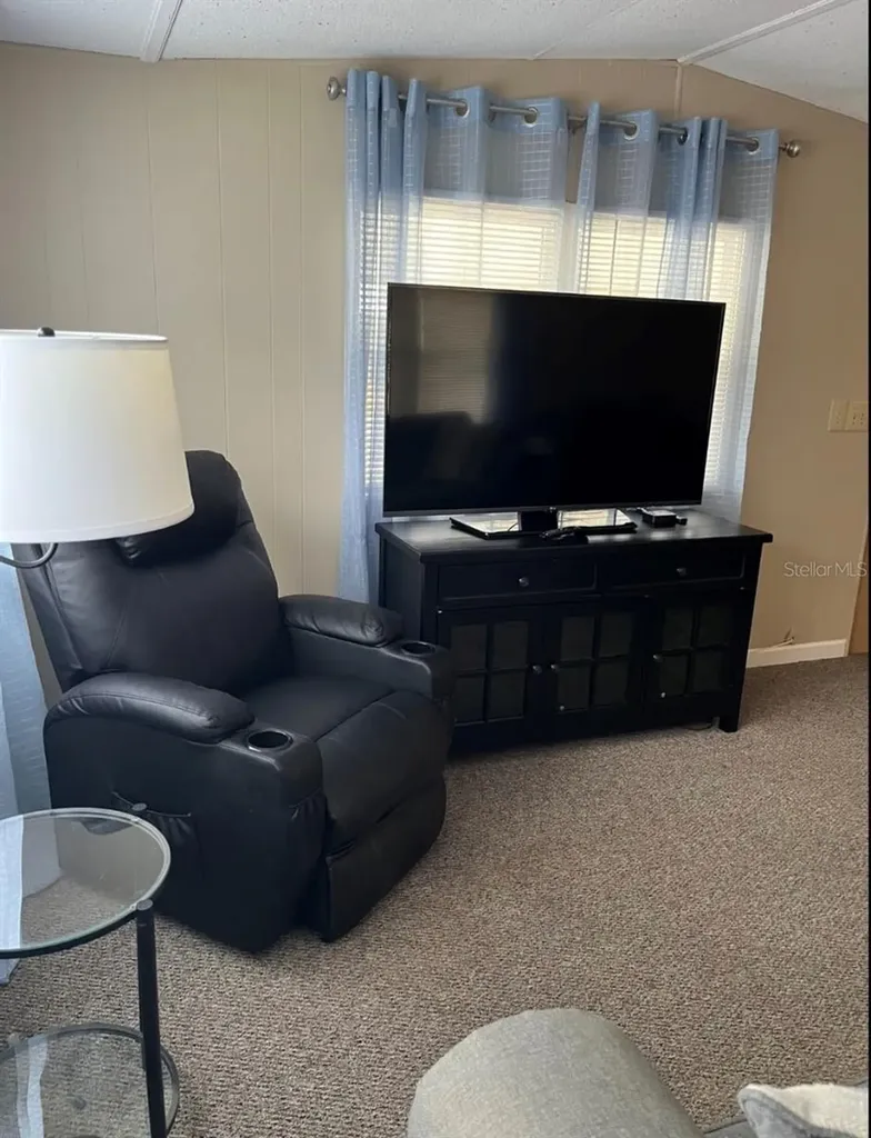 38961 Stapley Circle Zephyrhills FL 33540