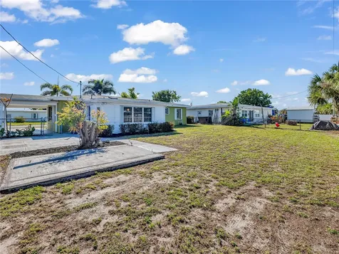 640 Dalton Boulevard Port Charlotte FL 33952