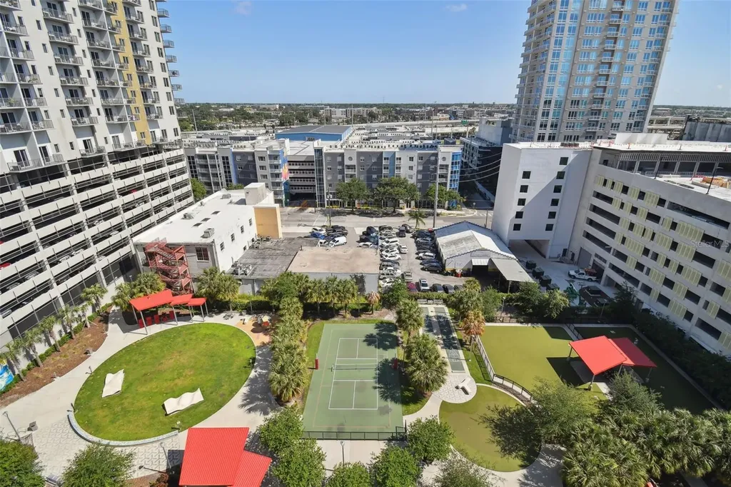 1208 E Kennedy Boulevard Tampa FL 33602