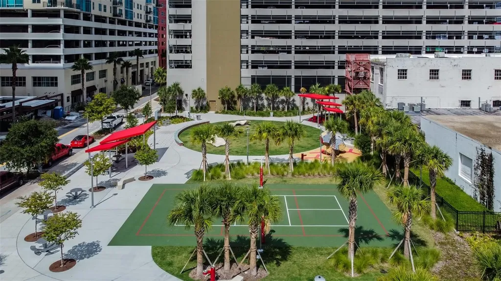1208 E Kennedy Boulevard Tampa FL 33602